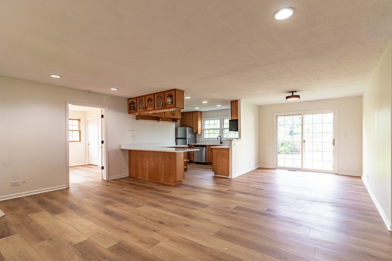 1075 Aspen Drive – photo 2