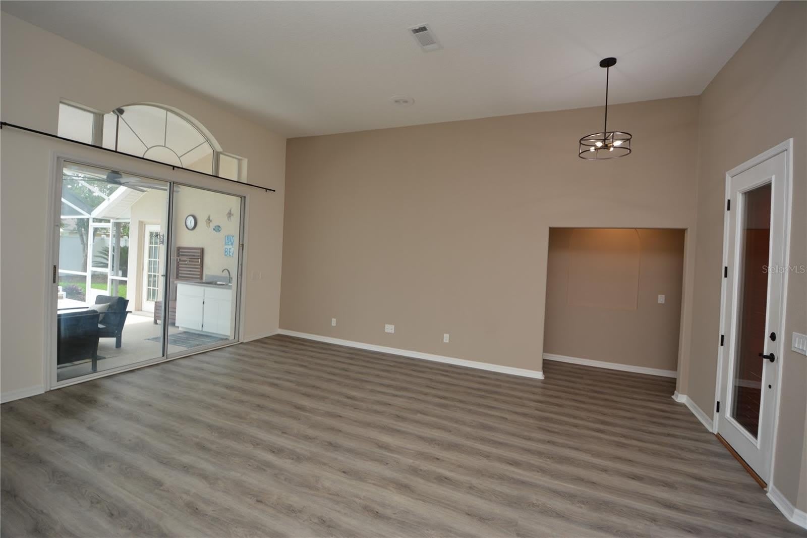 18 WELLWATER Drive – photo 5