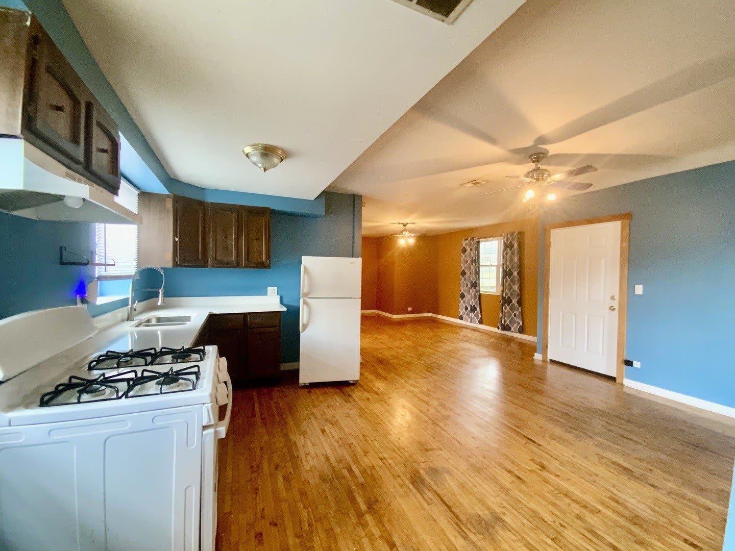 4351 N Western Avenue – photo 5