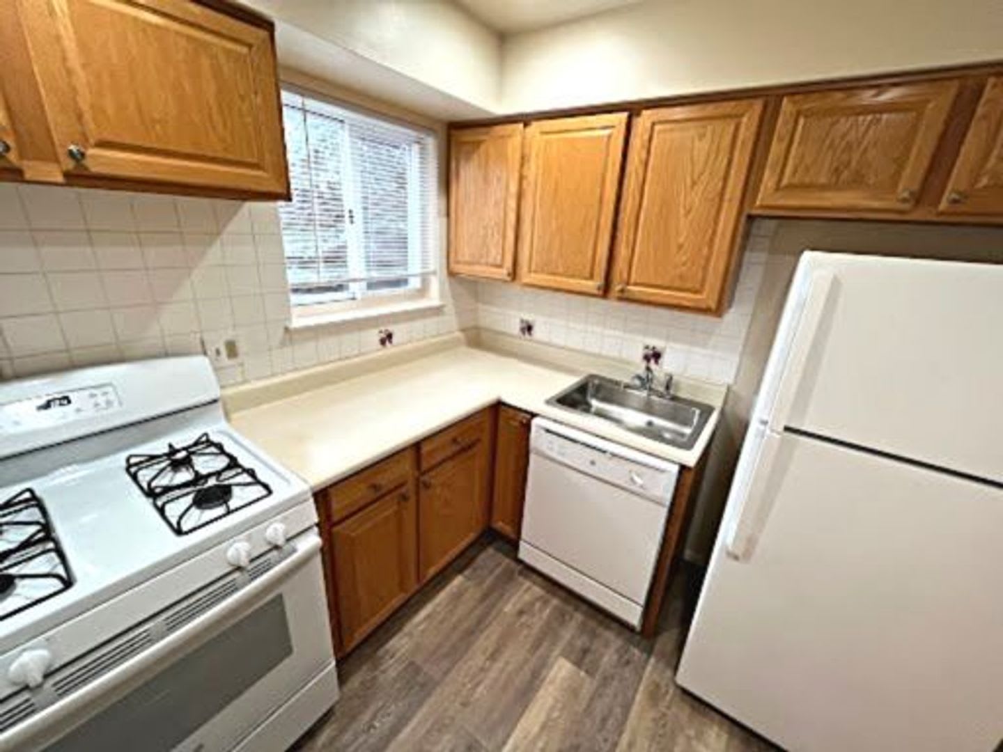 Grandview Gardens Apartments – photo 1