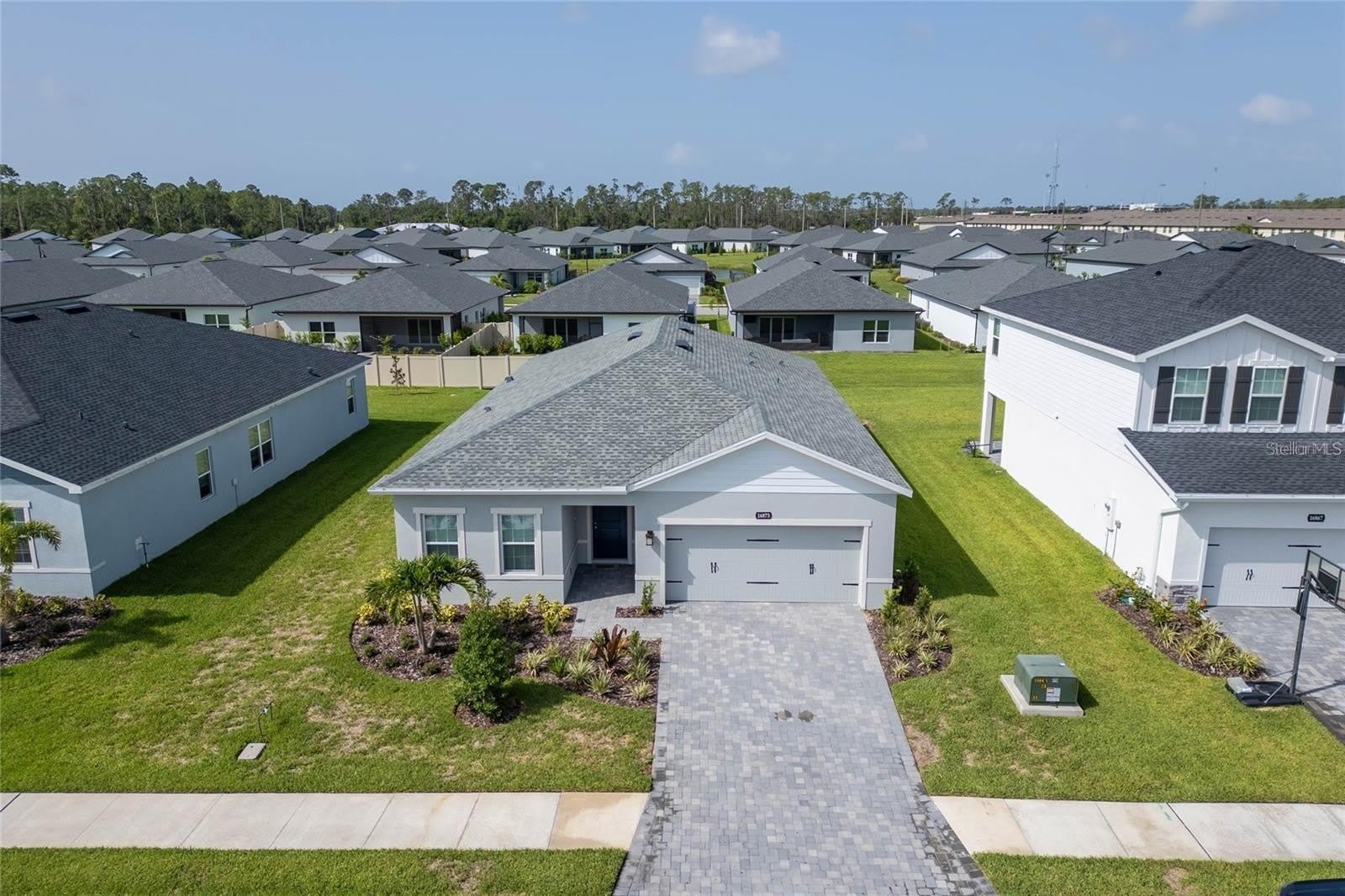 16873 CASTORO Drive – photo 2