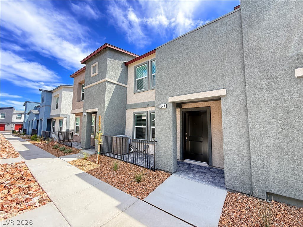 9844 Maple Pass Avenue – photo 2