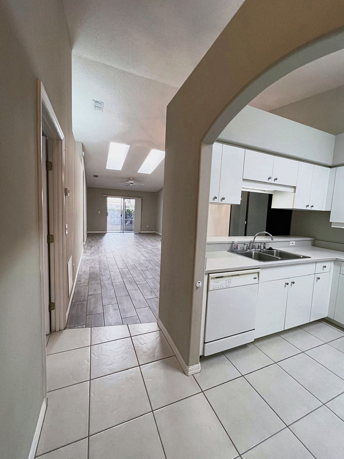 3535 Forest Branch Drive – photo 2