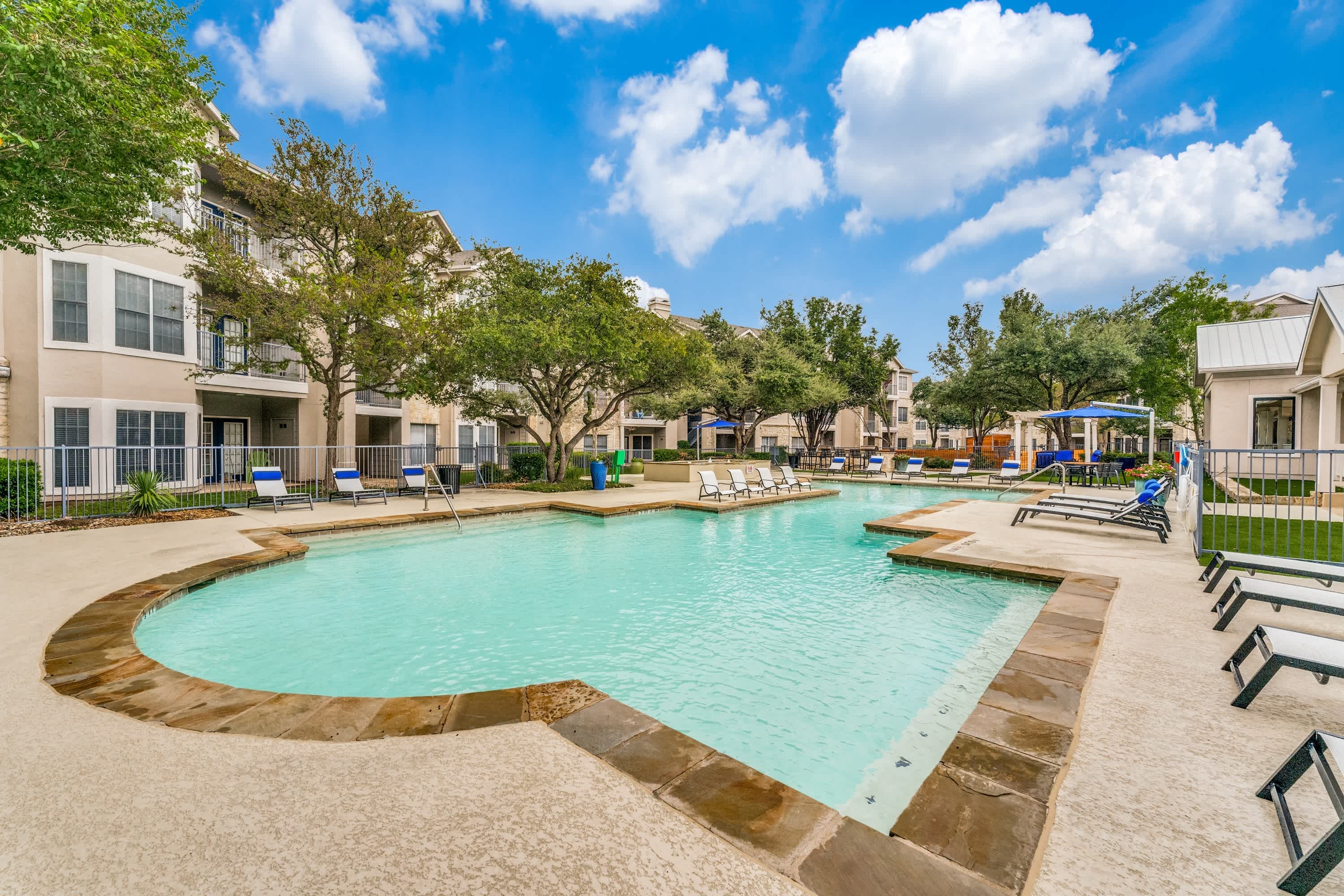 Parkside Crossing Apartments – photo 3
