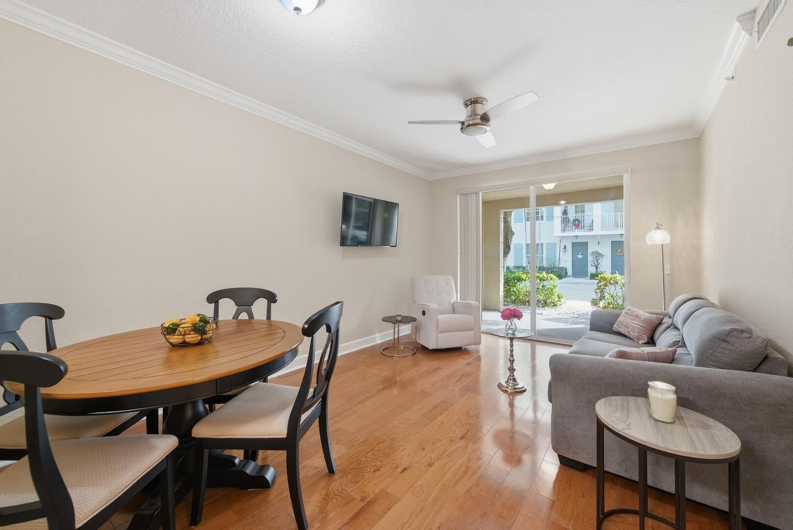 4 Renaissance Way – photo 4