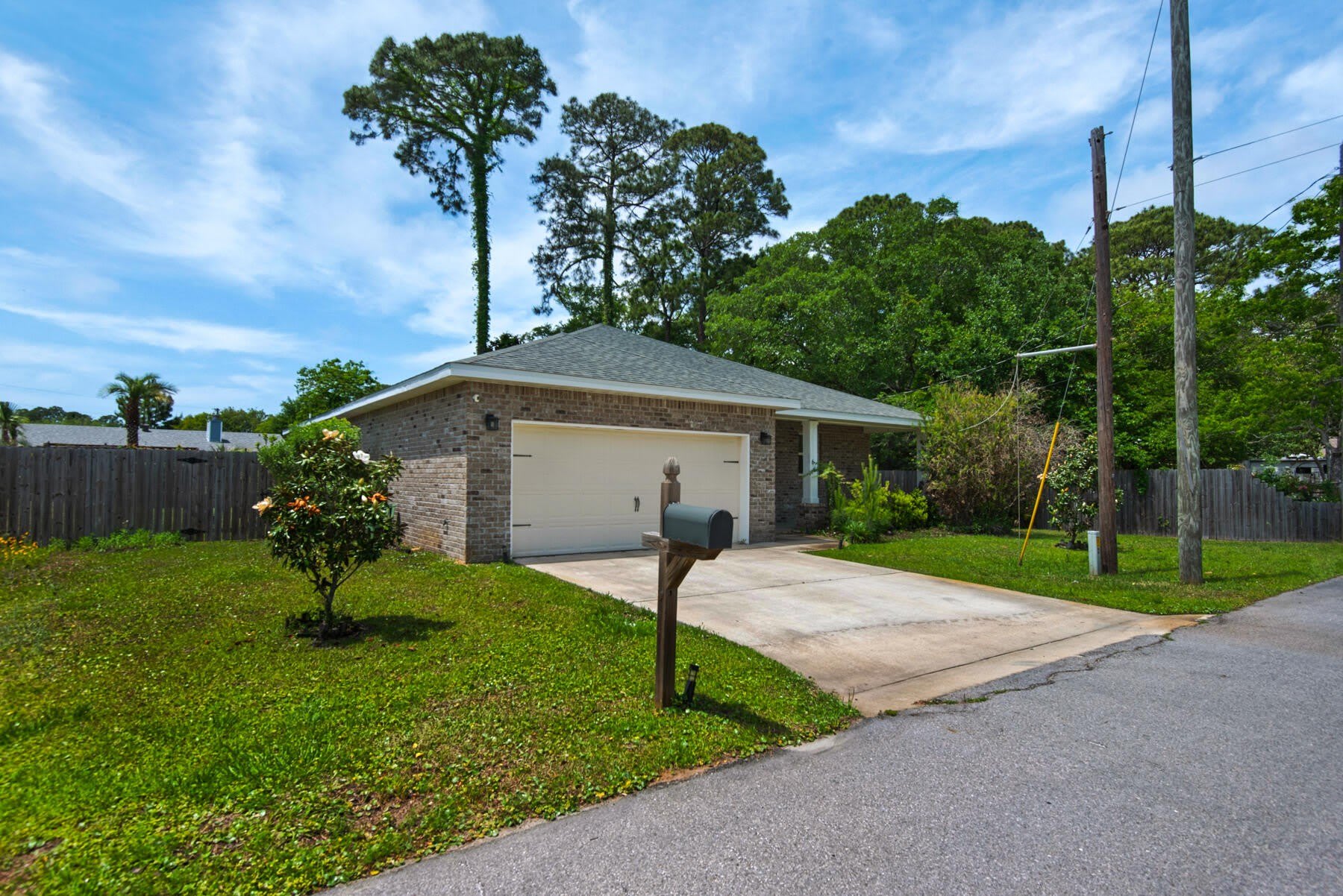 66 Brenda Lane – photo 2