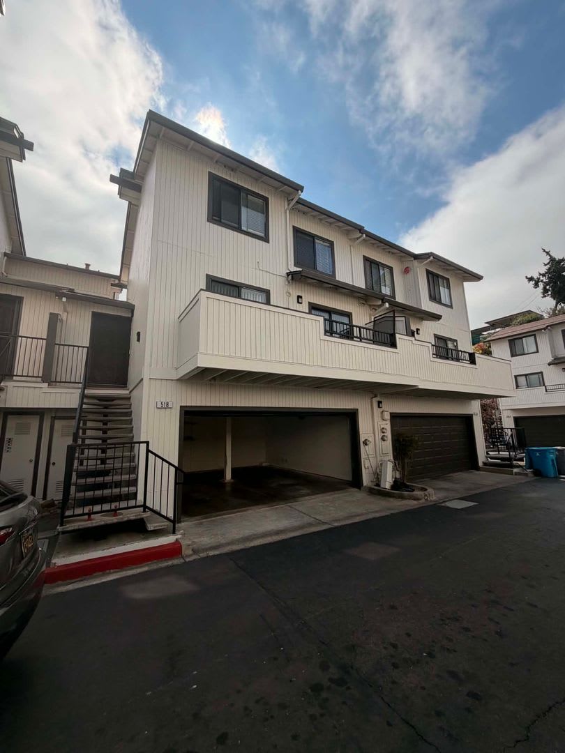 BEAUTIFULLY UPGRADED VALLEJO CONDO WITH TWO-CAR GARAGE! – photo 2