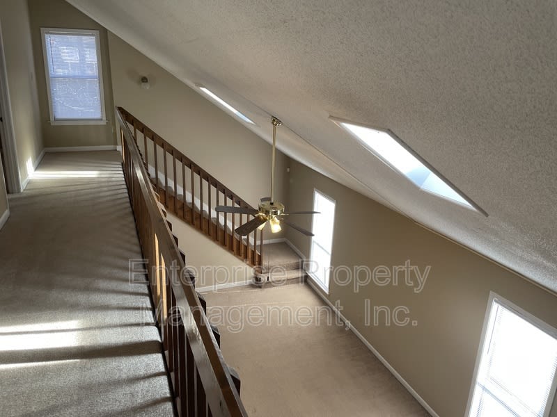 384 Sherburne Cv – photo 3