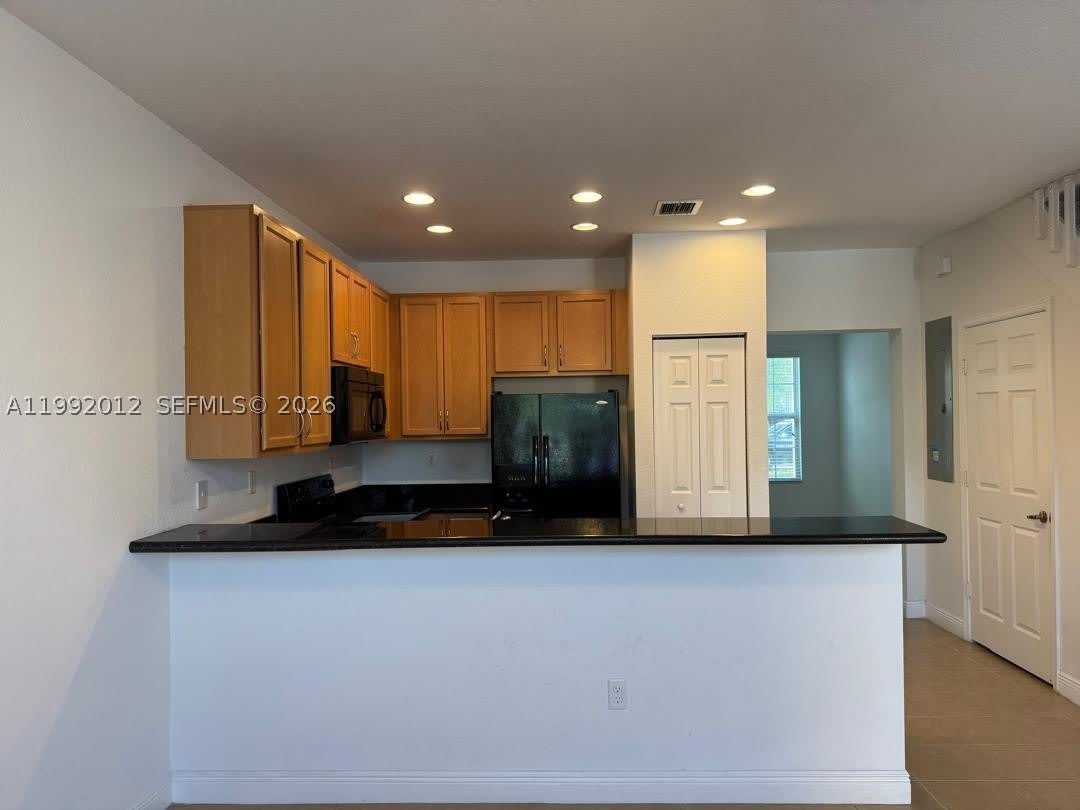 14733 SW 11th St – photo 2