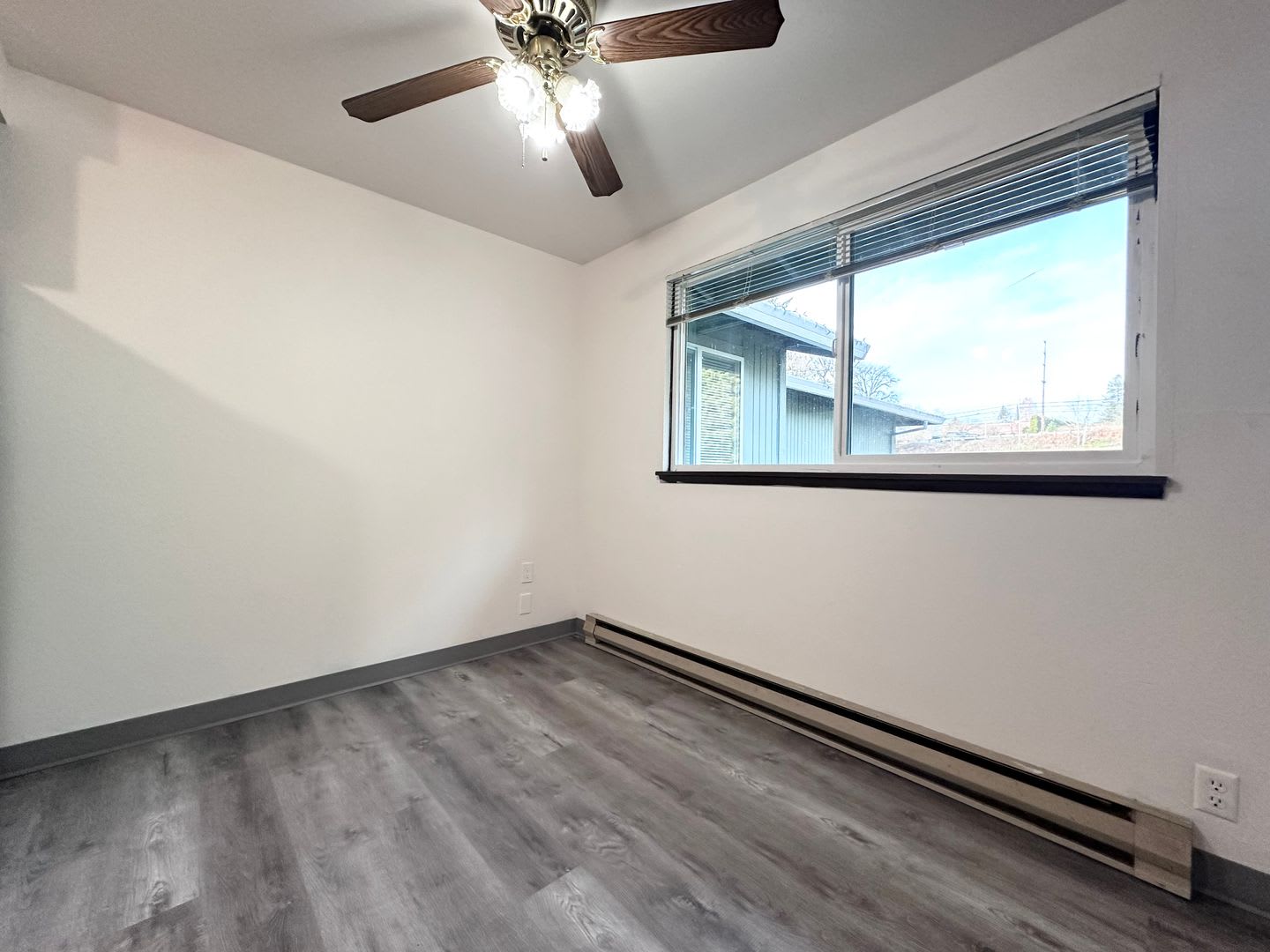 2 Bedroom Duplex In Sandy – photo 4