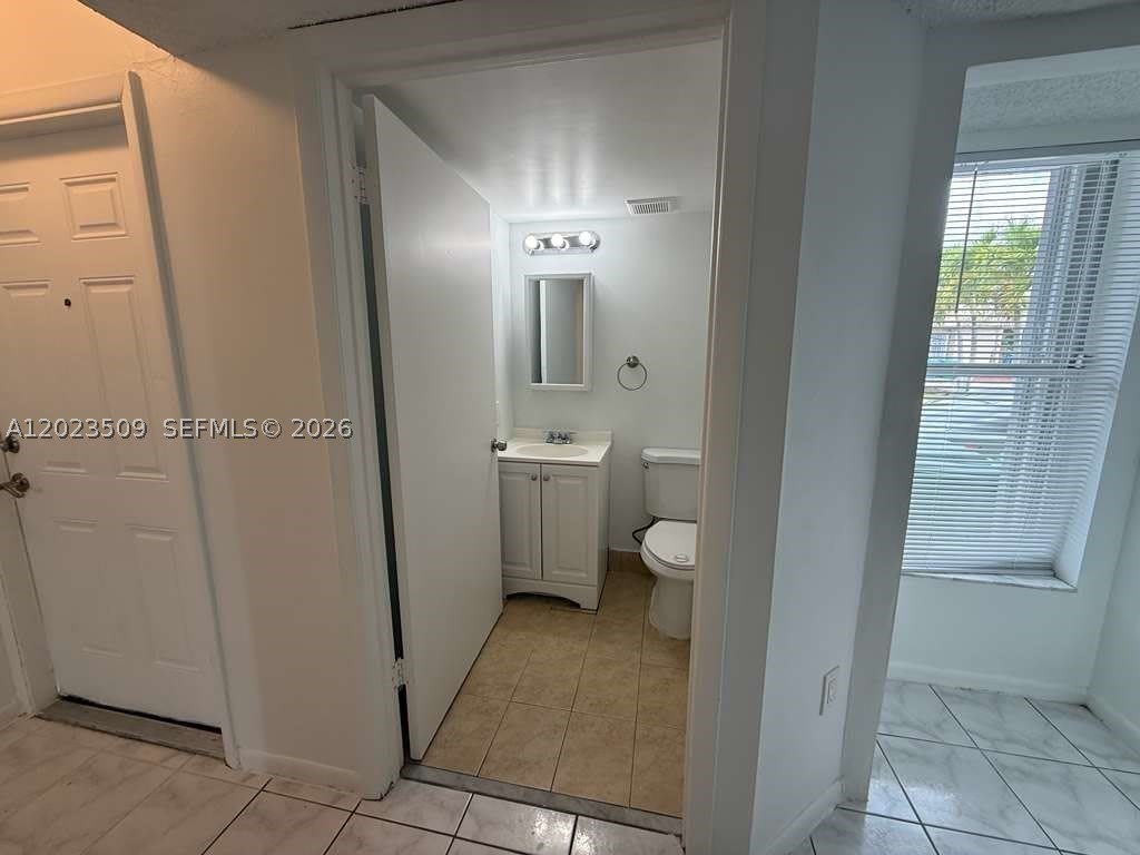 1137 NW 123rd Court – photo 3