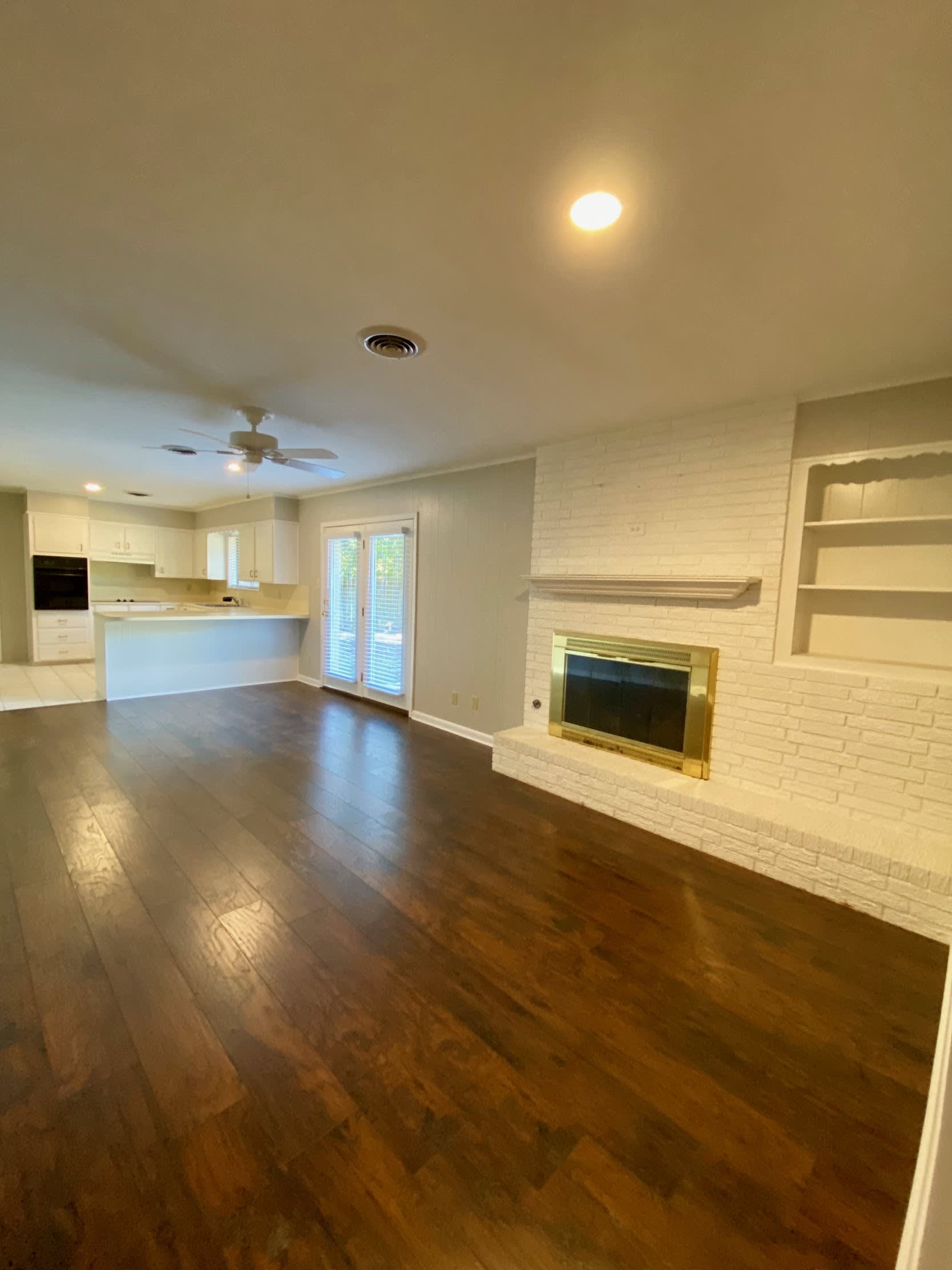 206 Rossitter St – photo 4