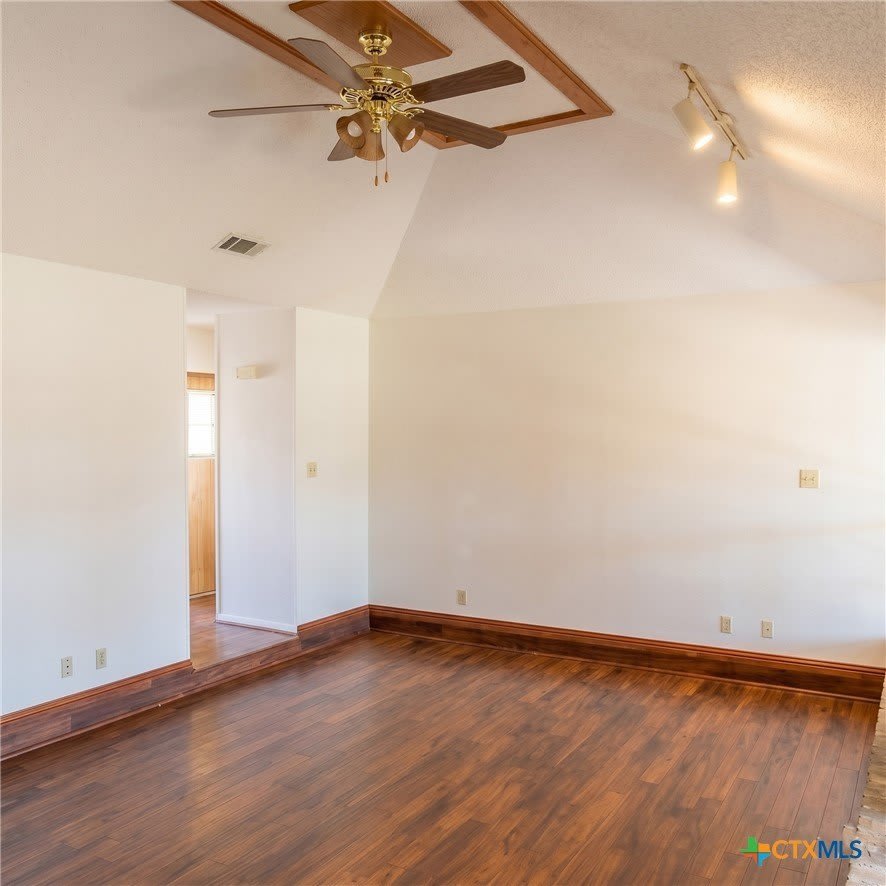 1107 Tyler Drive – photo 3