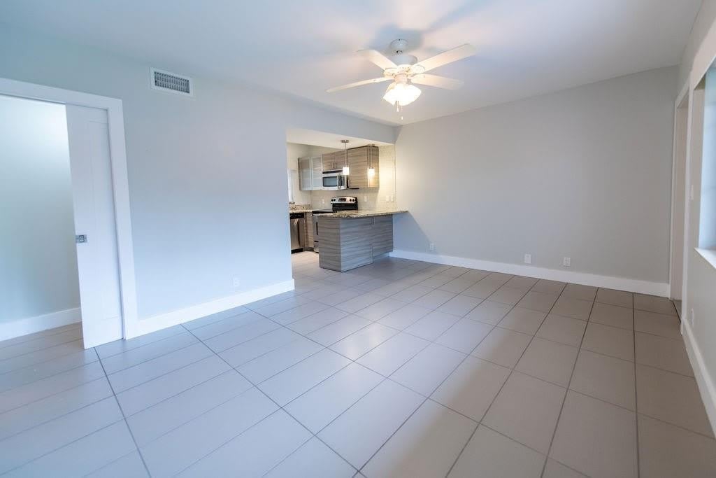 64 Isle Of Venice Drive – photo 2