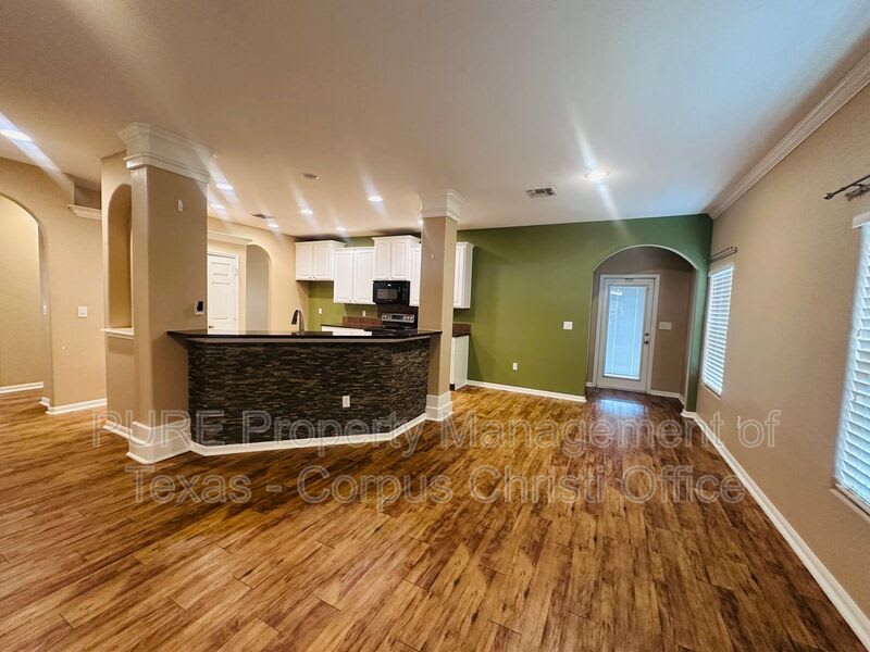 6017 Tapestry Dr – photo 3