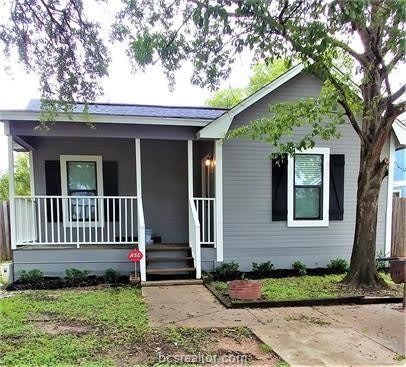 1009 Fairview Avenue – photo 1
