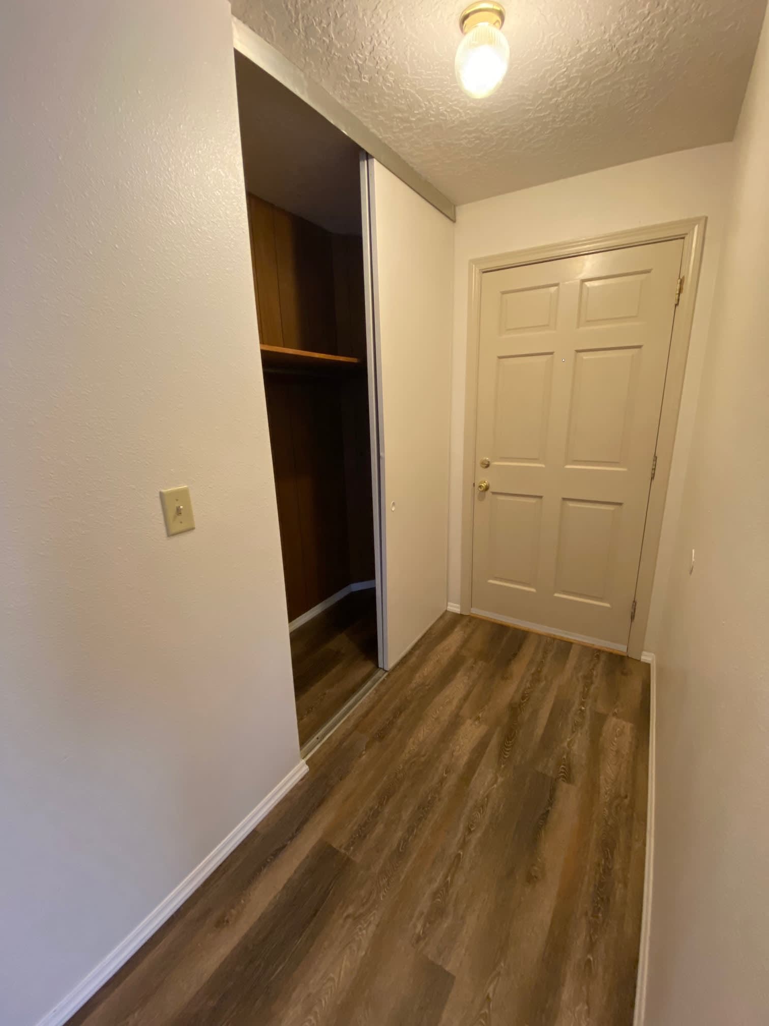 365 Madrona Ave. SE #C-3 – photo 4