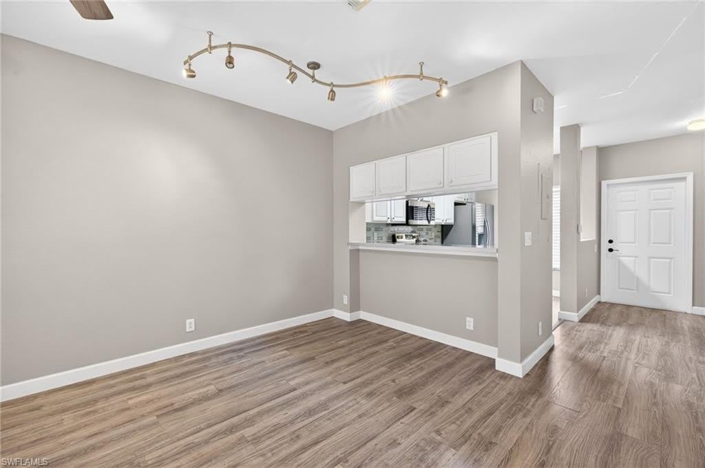 8289 Pacific Beach Dr – photo 5