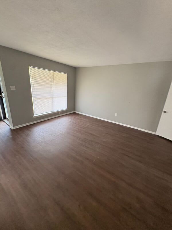 1841 S Perkins Rd – photo 2