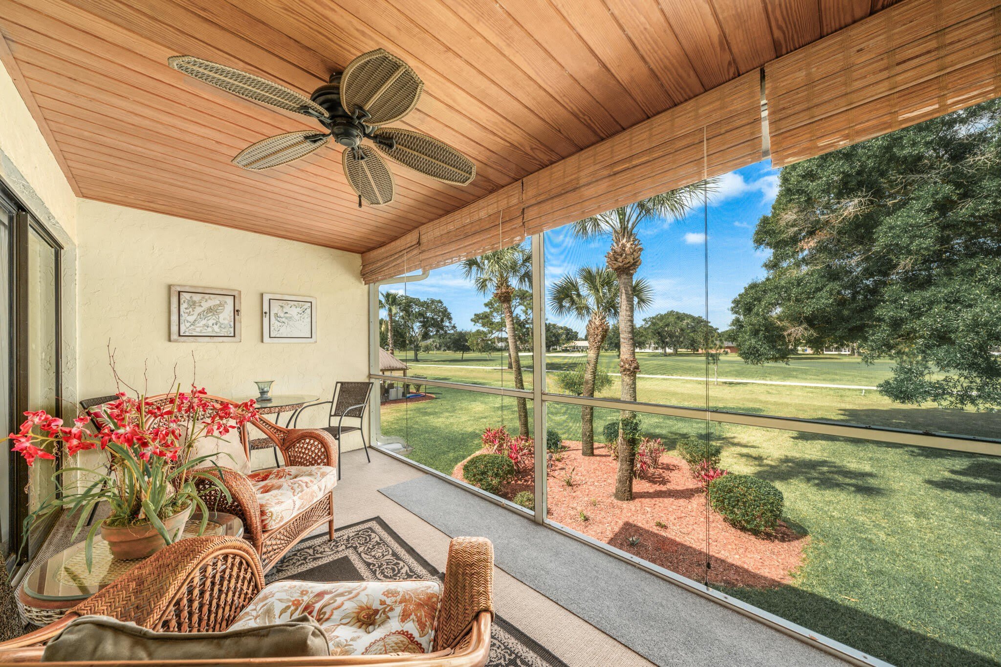 3833 Edgewater Drive – photo 2