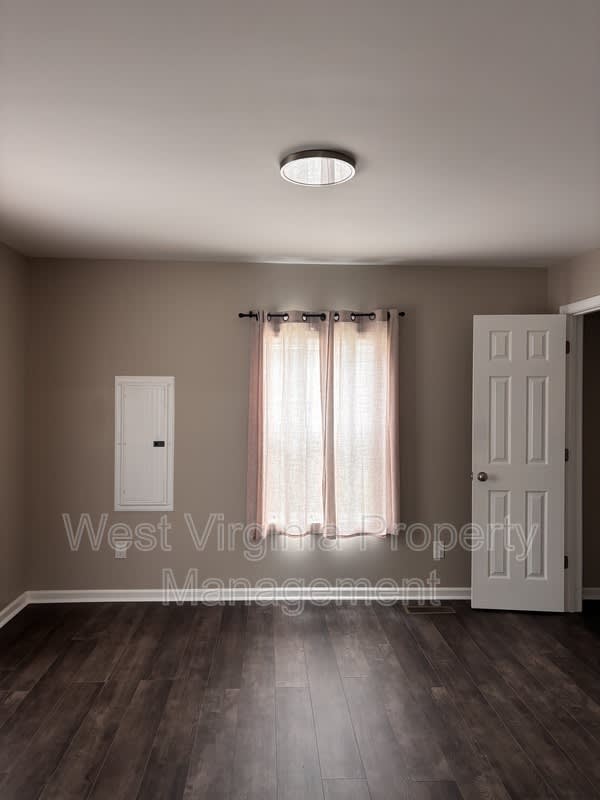 312 Highland St – photo 5