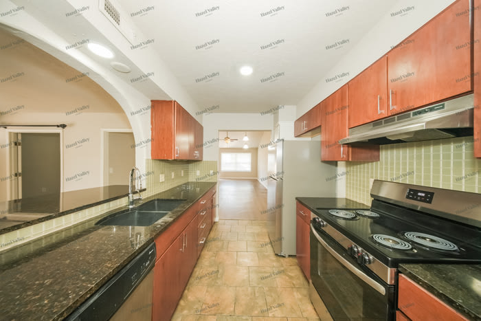2749 Indian Creek Boulevard – photo 5