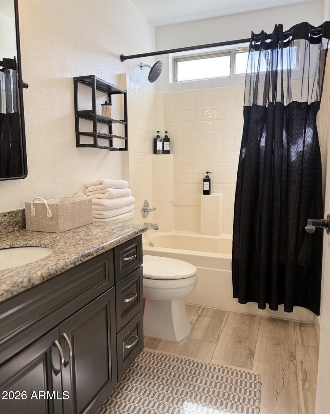 8609 W VOGEL Avenue – photo 4