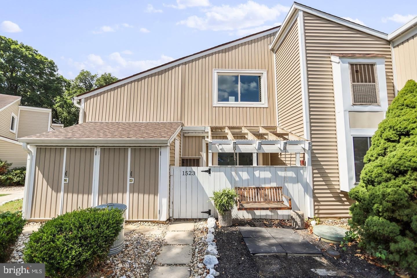 1523 KENSINGTON Drive – photo 3