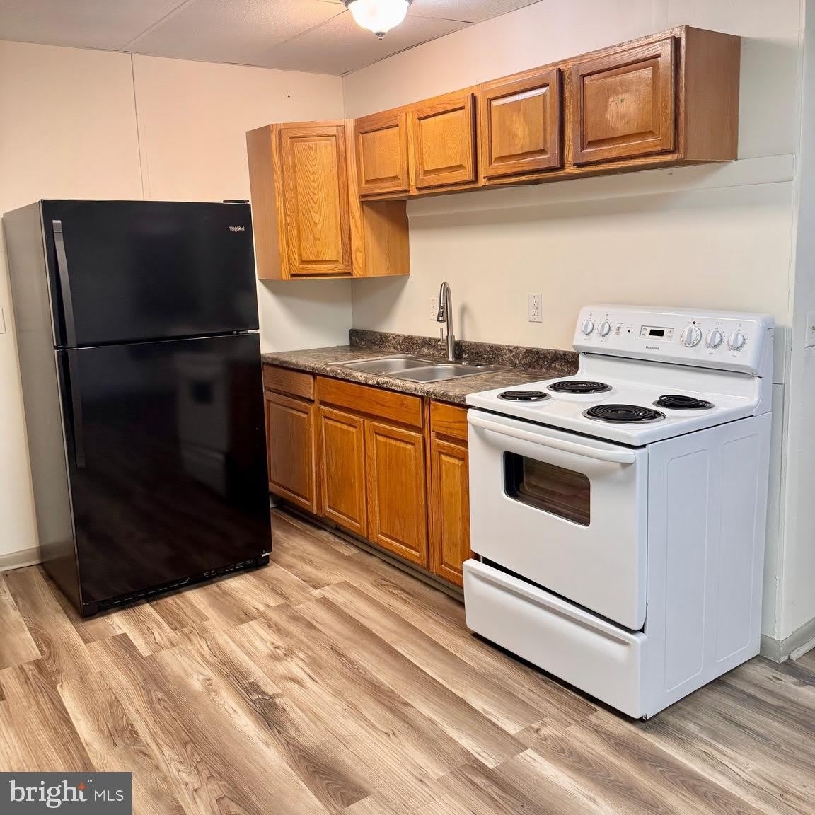 114 W MARTIN Street – photo 2