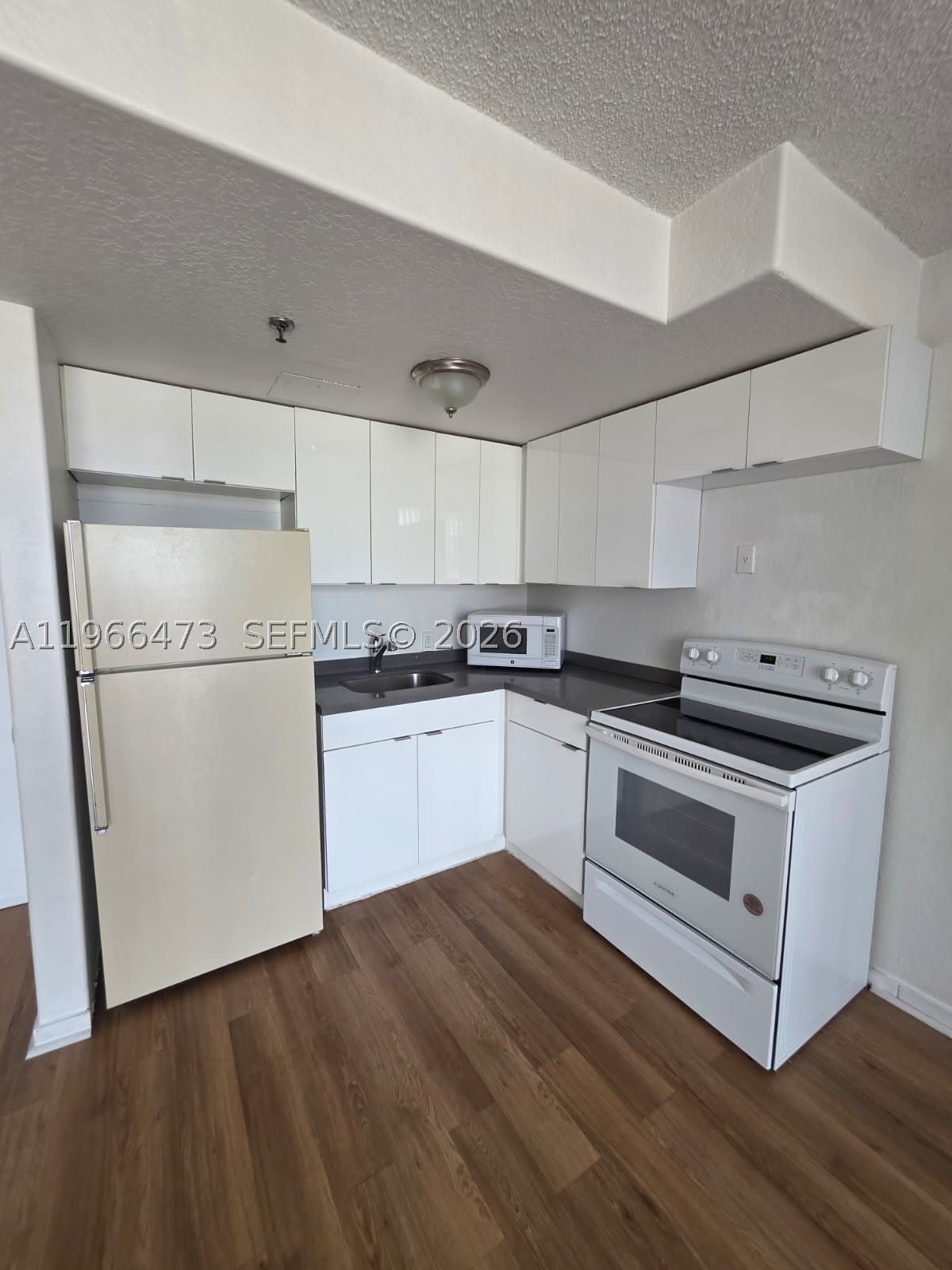 16450 NW 2nd Ave – photo 4
