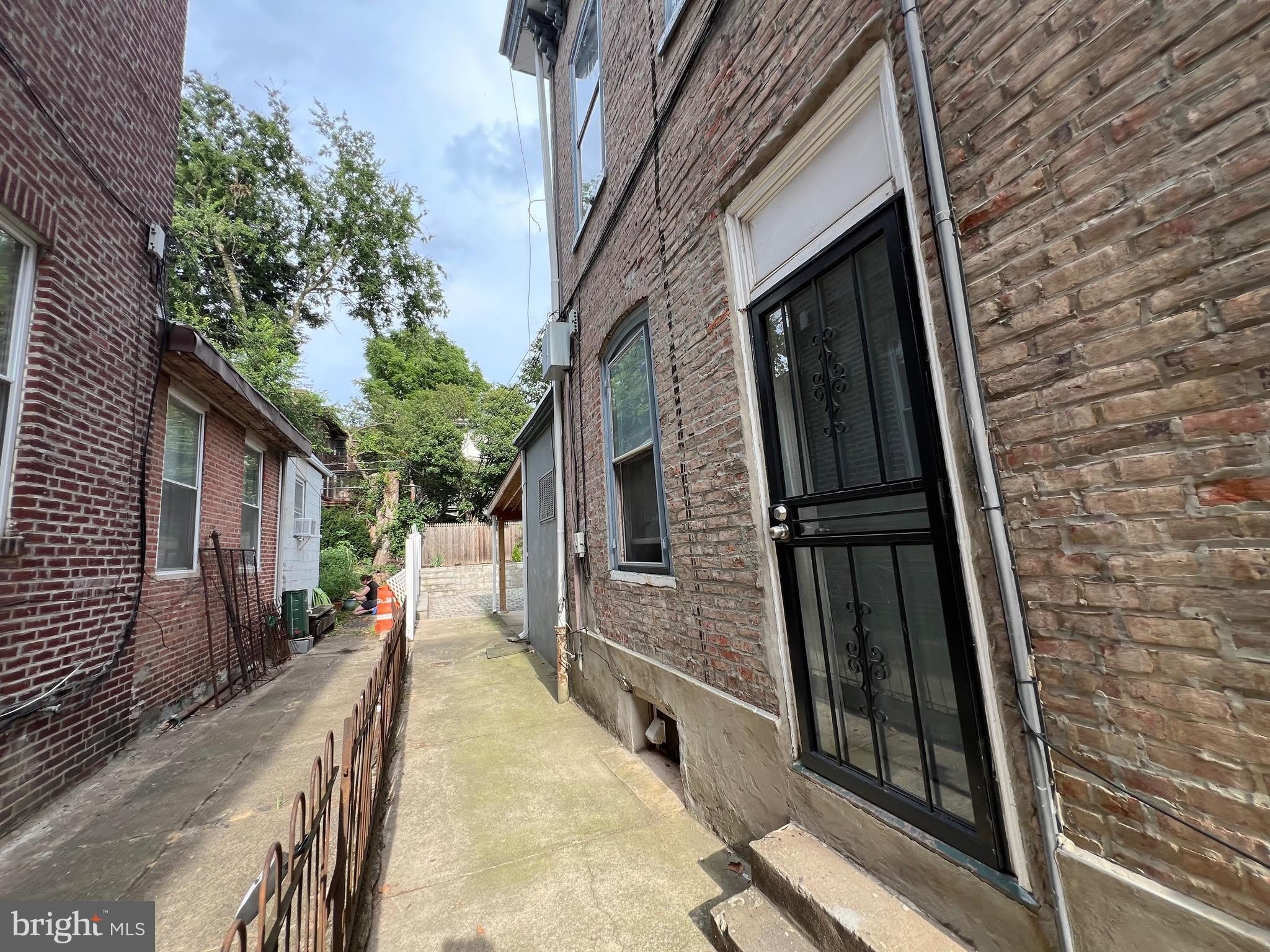 521 S 41ST Street – photo 1