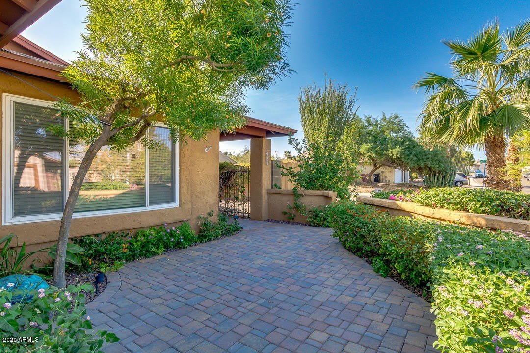 924 N 86TH Way – photo 2