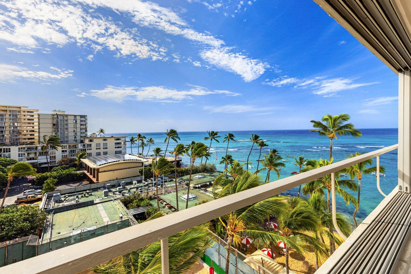Elegant 2BR Diamond Head Condo w/ Luxury Diamond Head Views & Designer Touches – photo 3