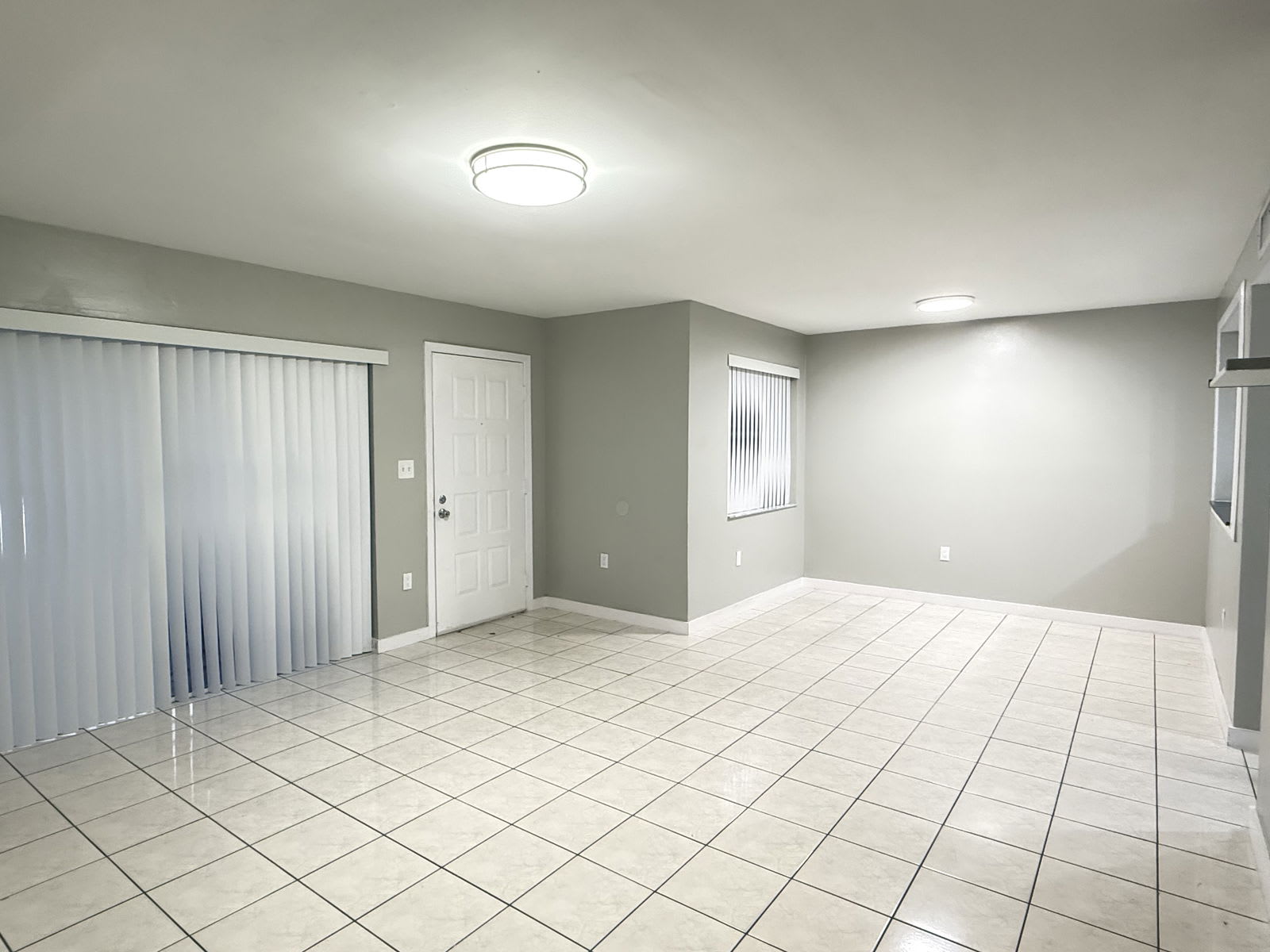 8570 Northwest 3rd Lane – photo 3