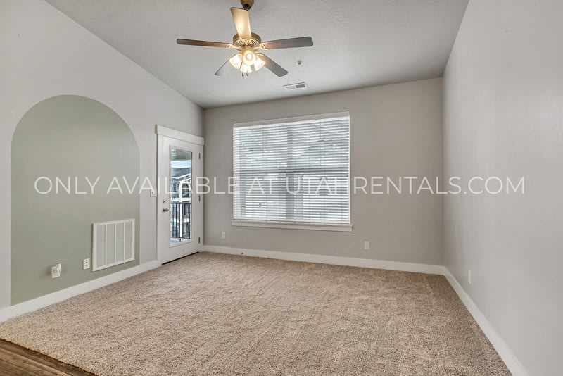 97 W Silver Springs Dr – photo 5