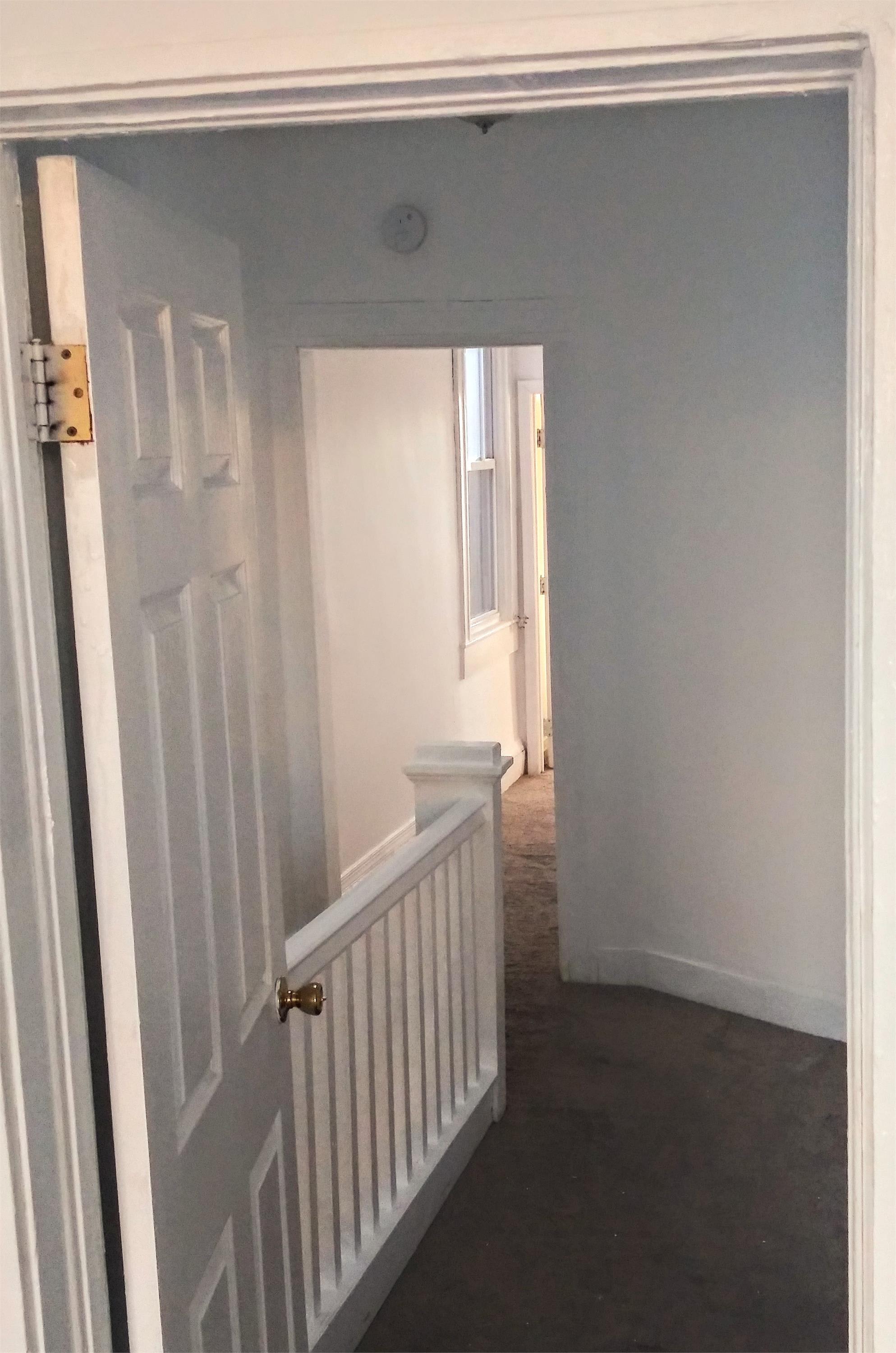 663 DUMBARTON AVE. – photo 2