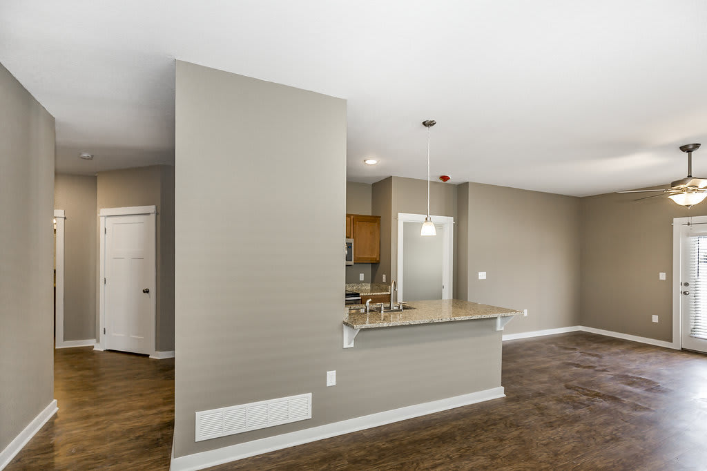 StoneHawk Duplexes – photo 5