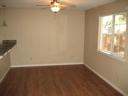 Available to show 8/16!!! How Cute can a house be??? Updated Pictures Coming Soon!! – photo 2