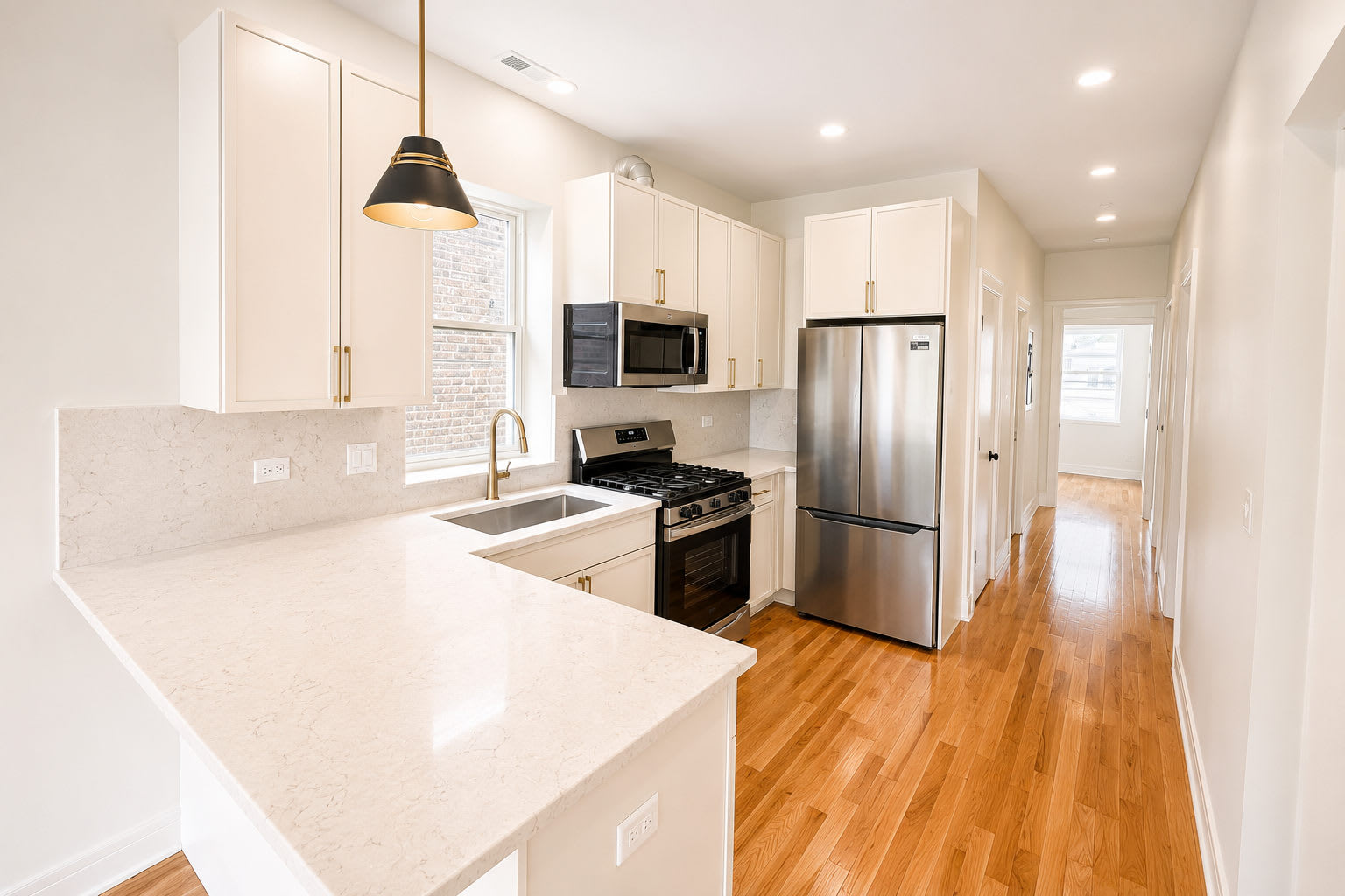3136 North Ridgeway Avenue – photo 1