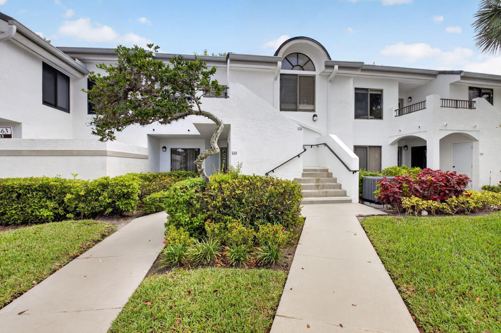 7563 Glendevon Lane – photo 4