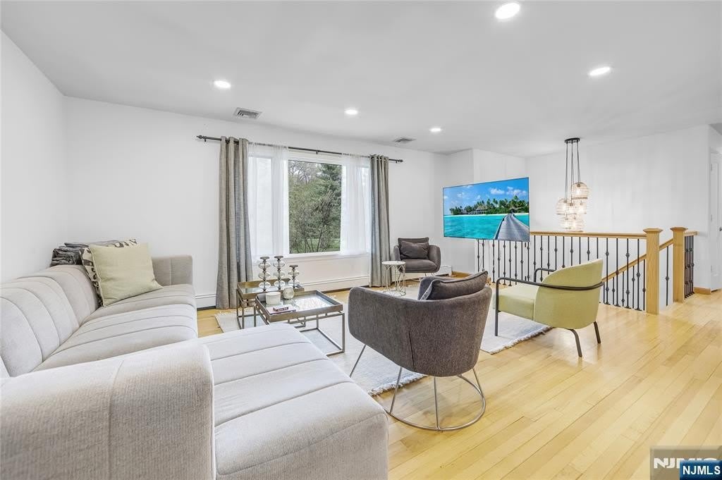 45 Lenox Avenue – photo 4
