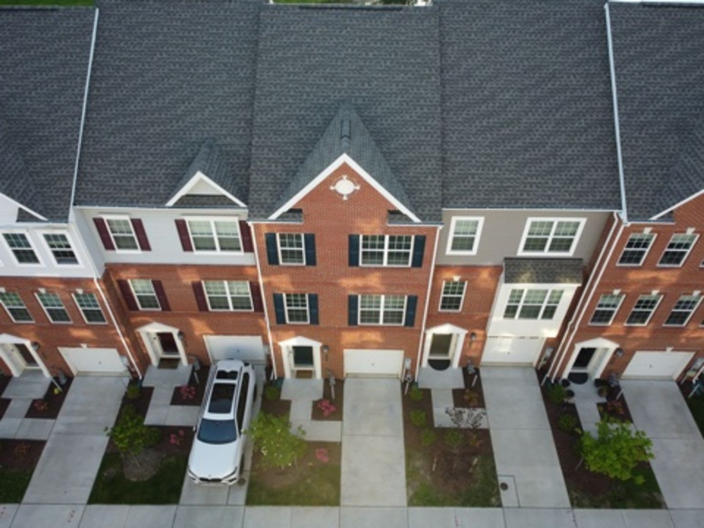 Spacious 3BR Townhome in Elkridge – photo 1
