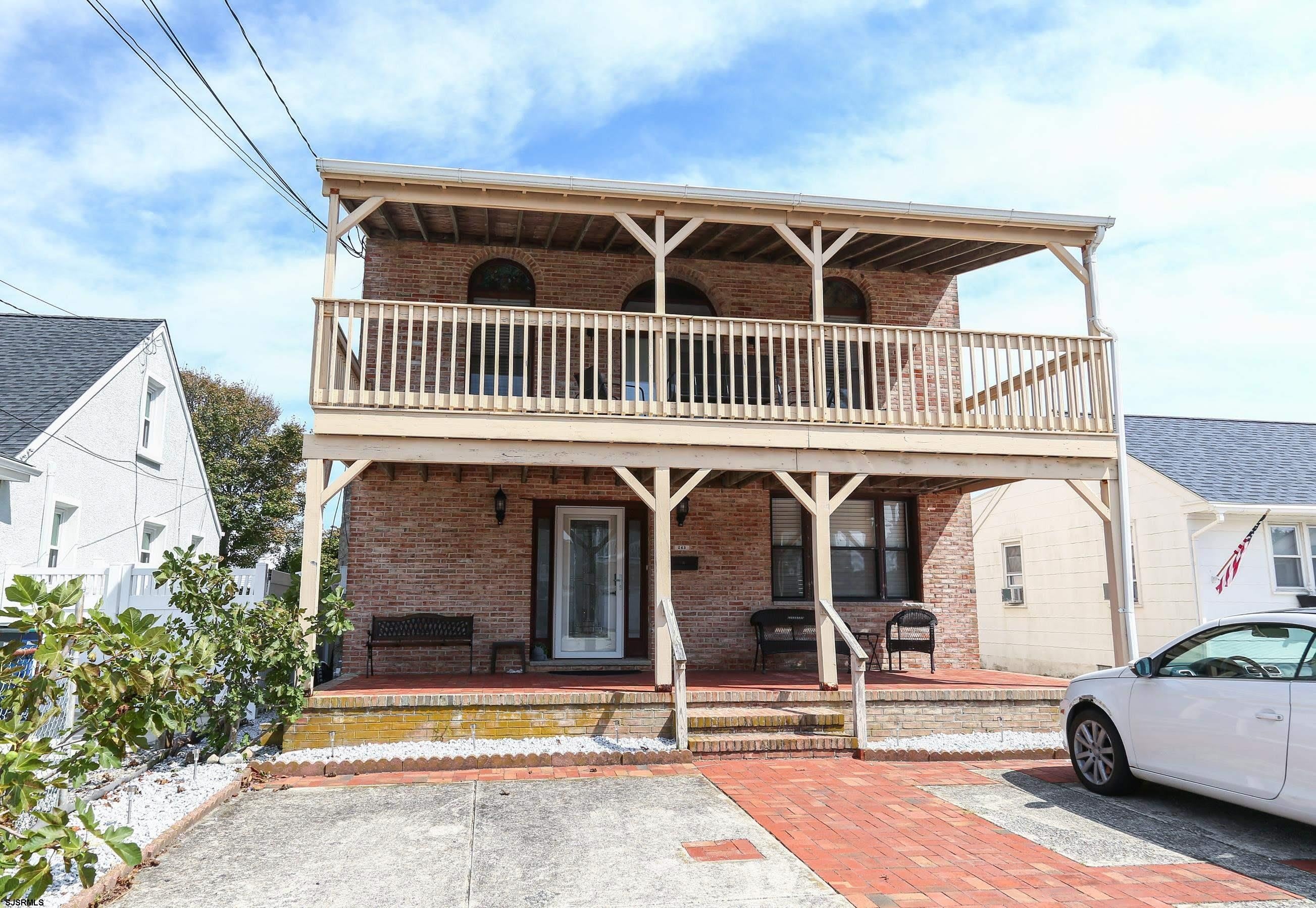 243 6th St S – photo 2