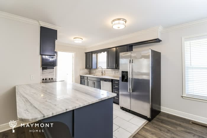 313 South Neeley Street – photo 5