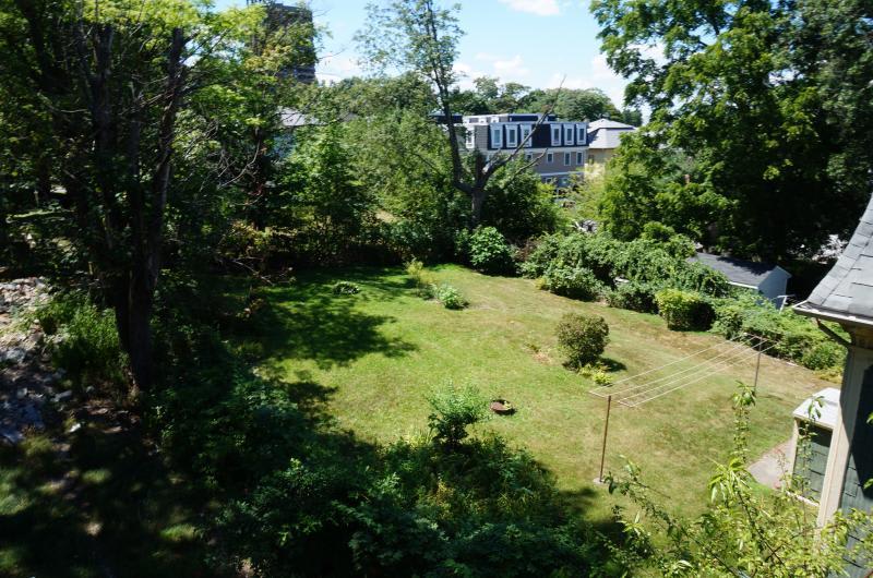 18 Cobden St. – photo 4
