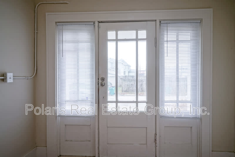208 W Williams St – photo 5