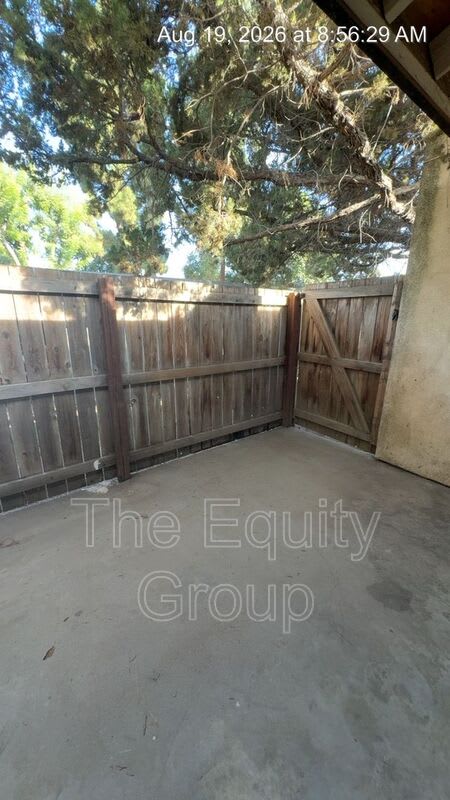 1322 West Elowin Ave – photo 1