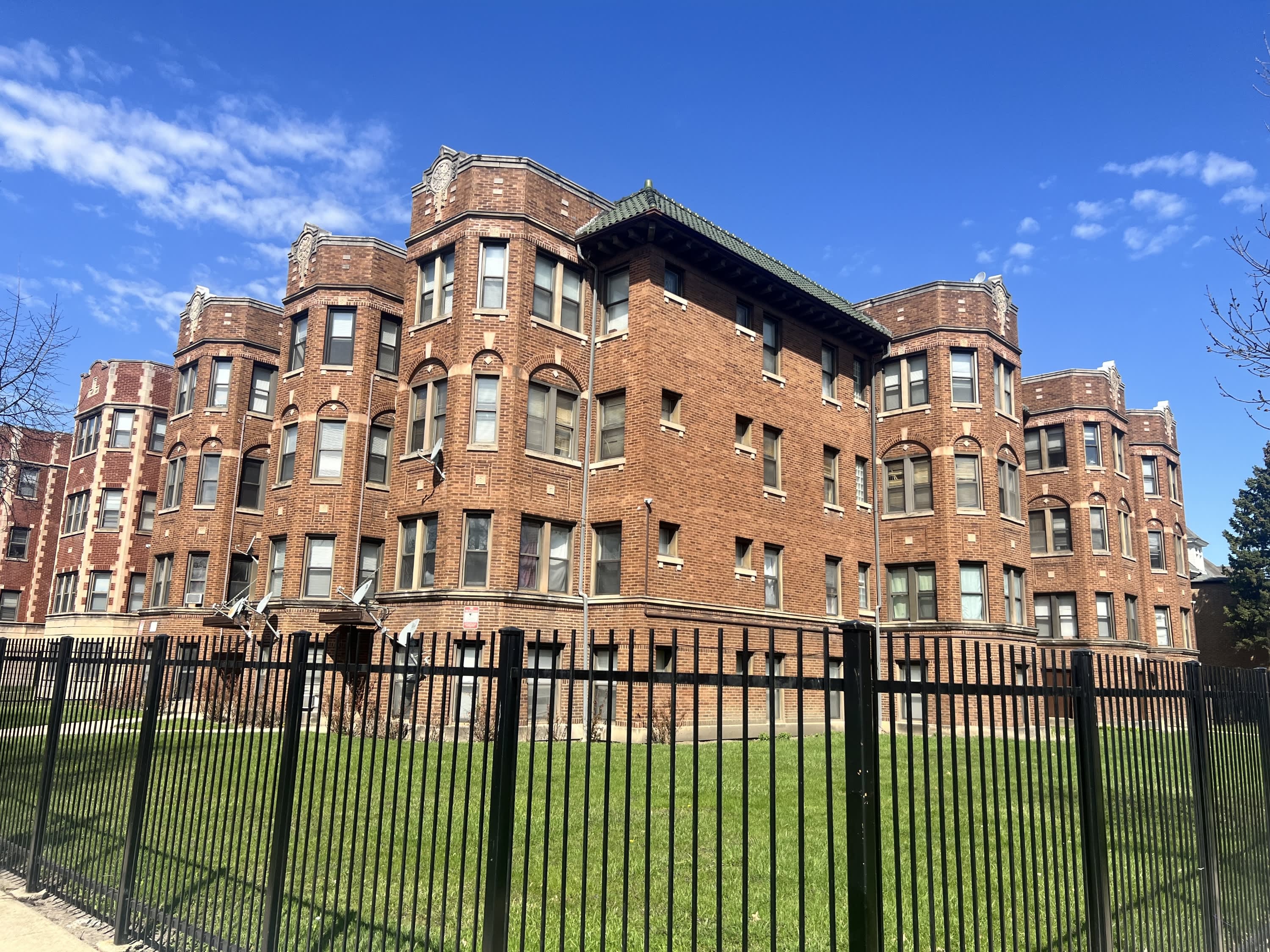5908 Washington Blvd – photo 2