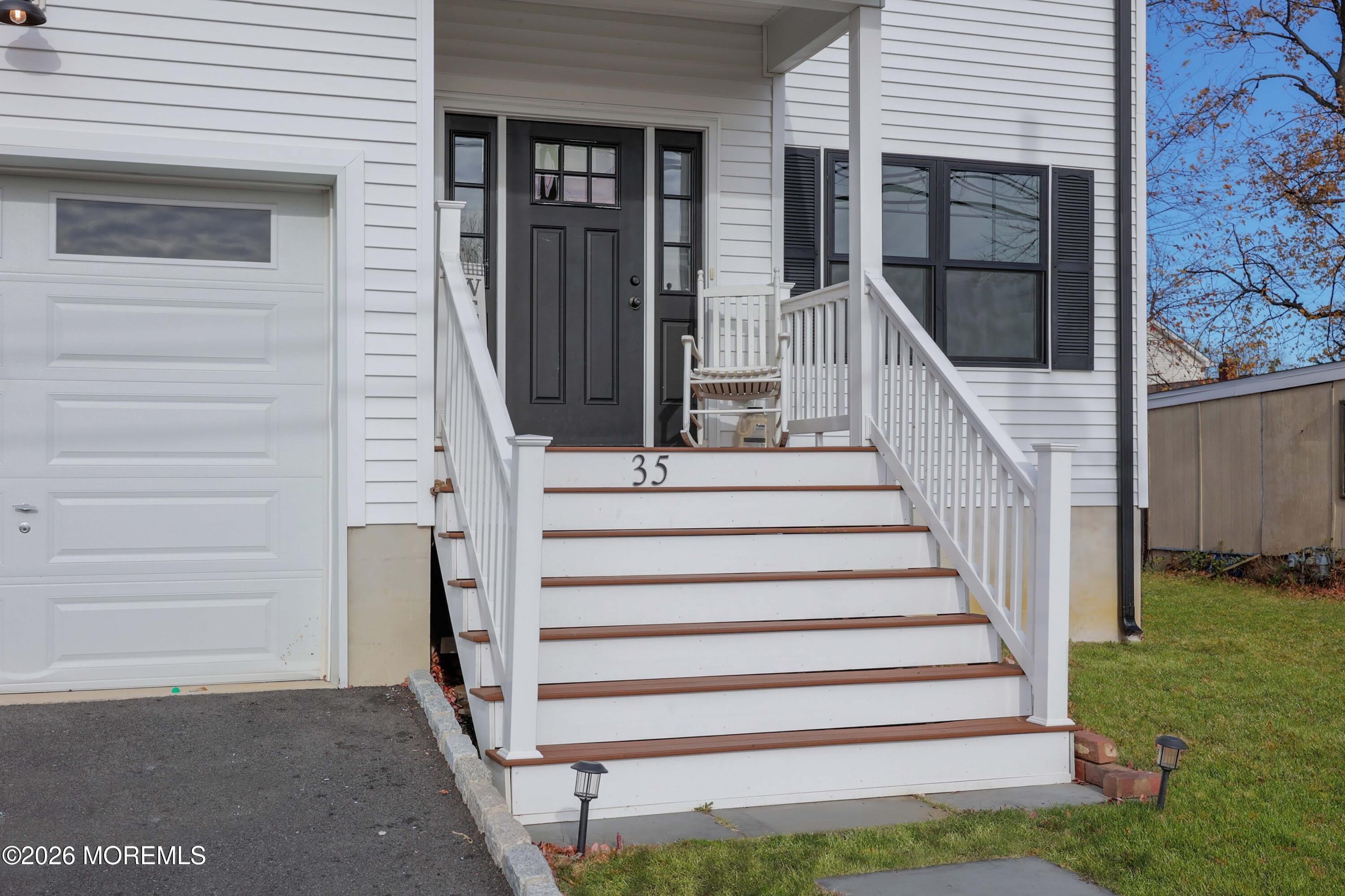 35 Alberta Avenue – photo 4