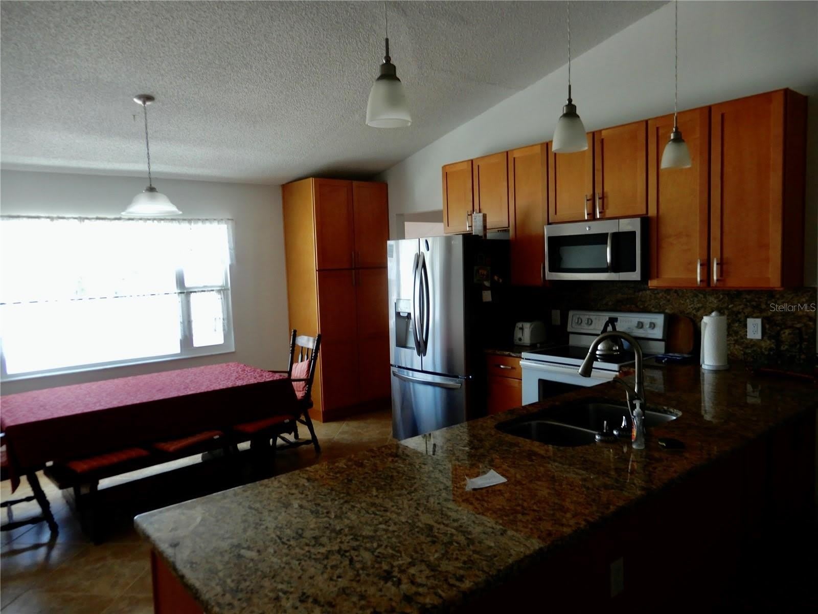 853 2ND Avenue S – photo 4